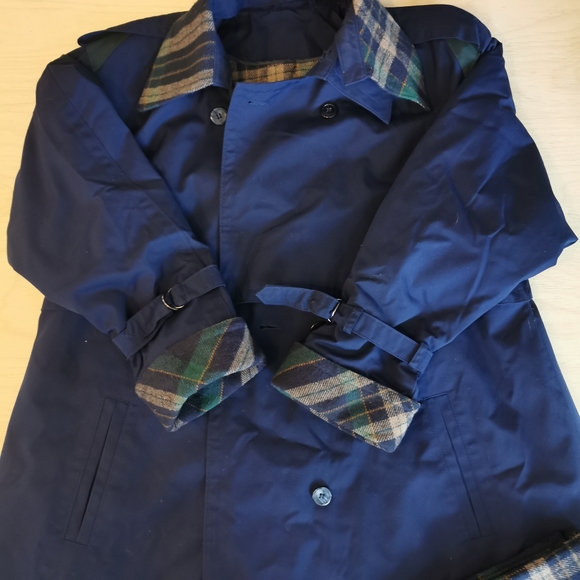 Vintage trench coat - Picture 4 of 8